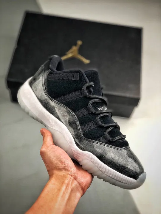 Air Jordan 11 Low ” Barons” Black/Metallic Silver-White