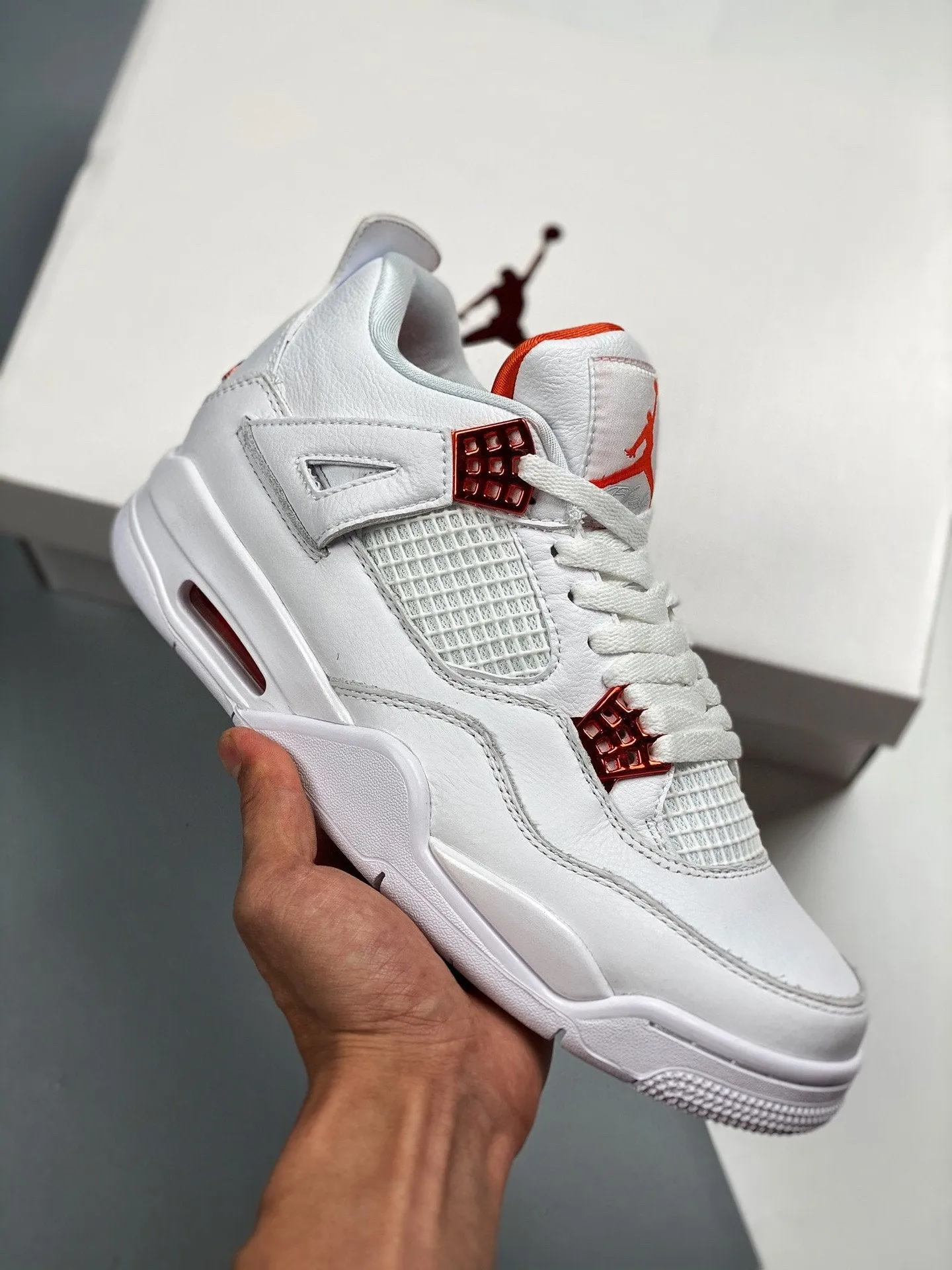 Air Jordan 4 White/Team Orange-Metallic Silver