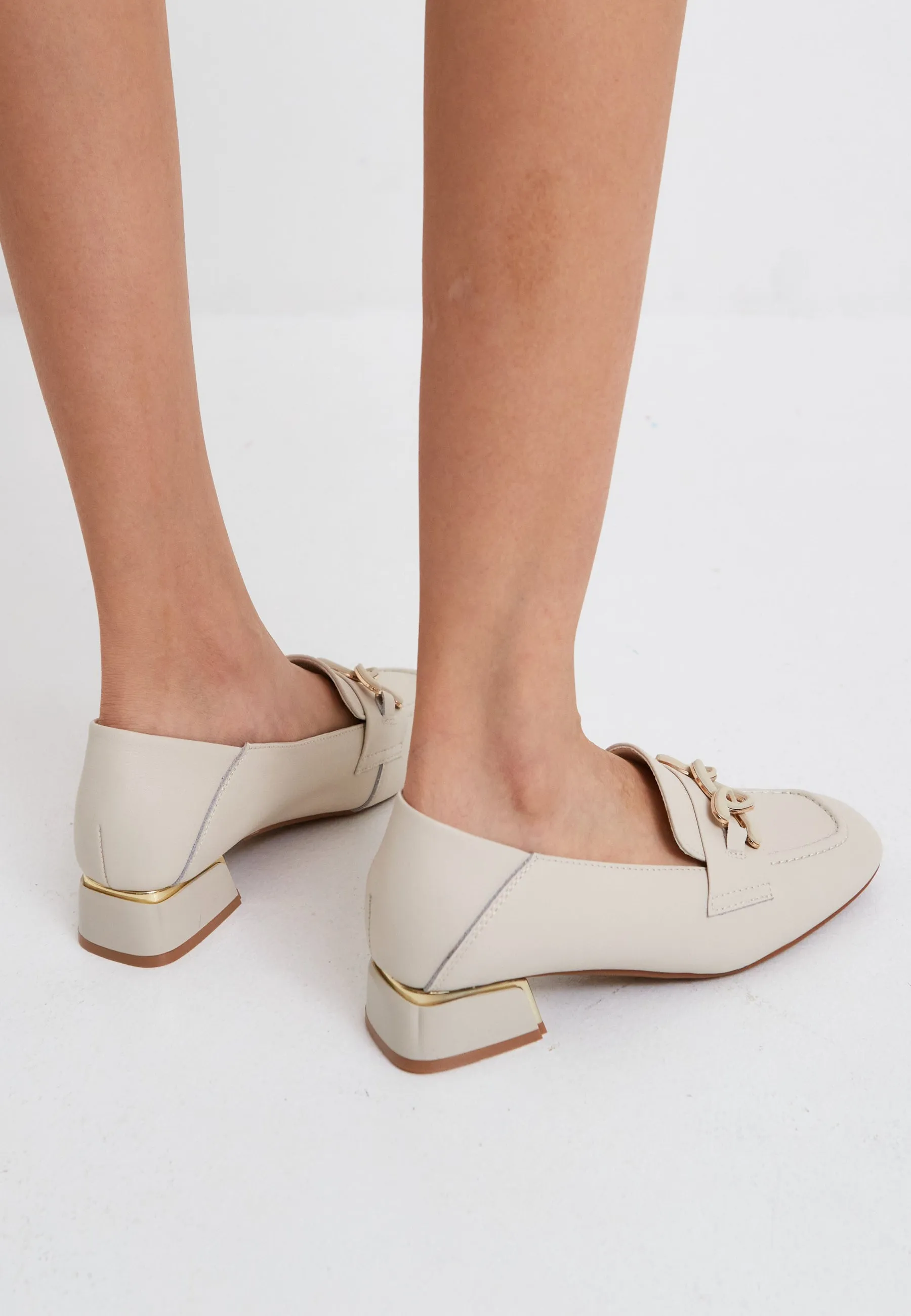 Chain Embellished Leather Loafers - Beige