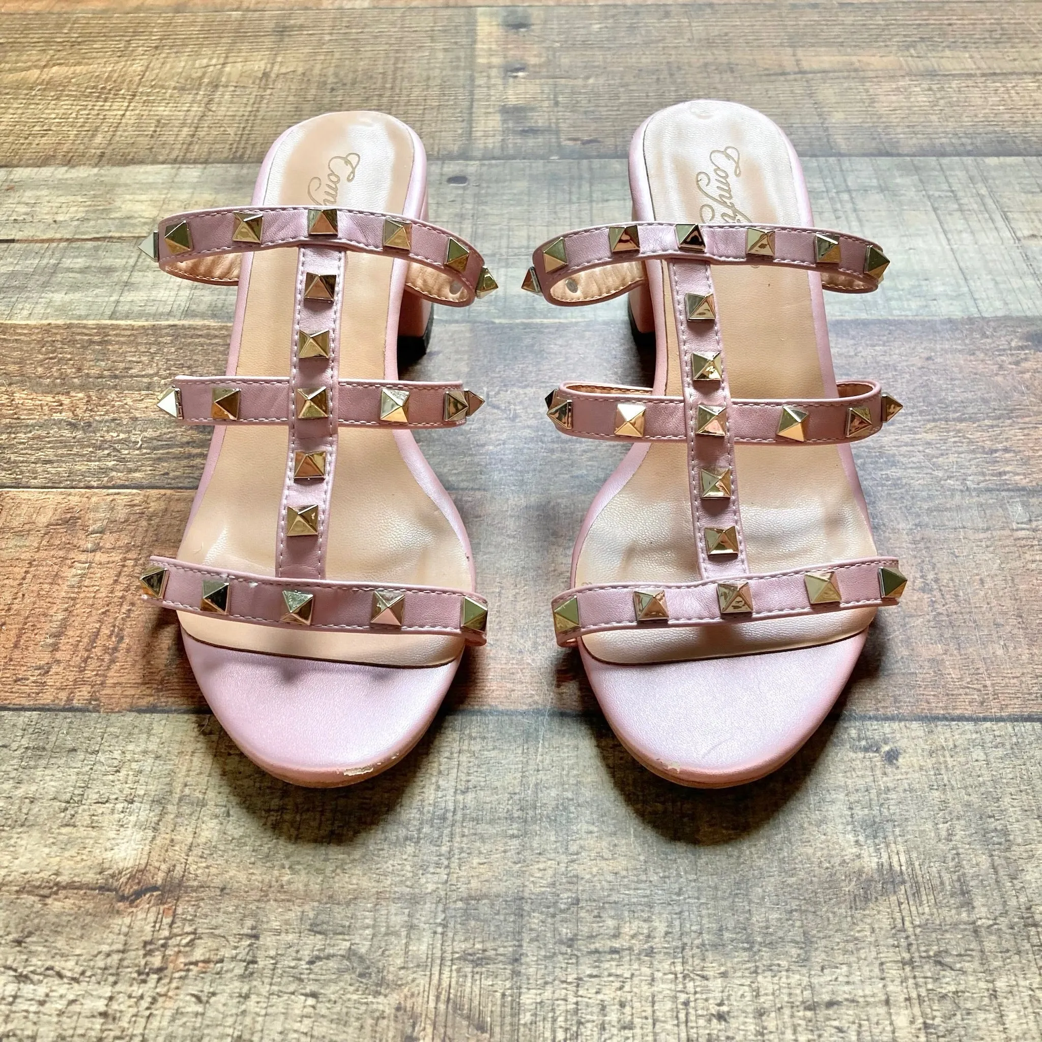 Comfity Pink Studded Sandals- Size 7 (see notes)