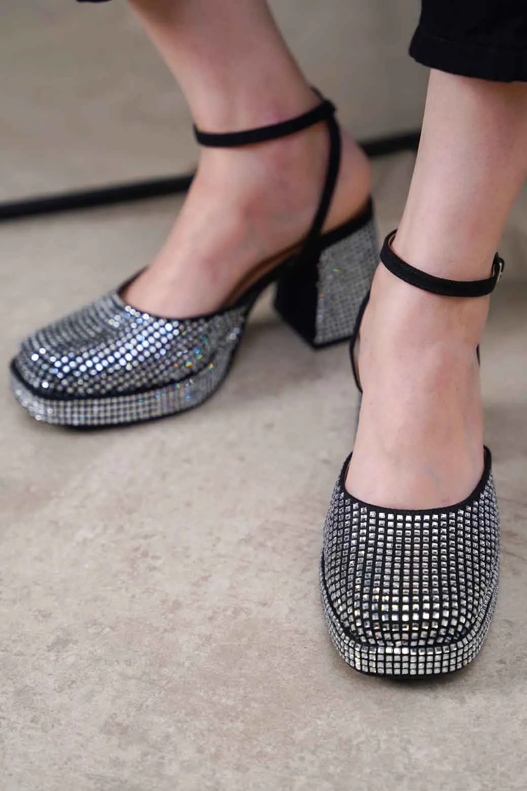 CRYSTAL STUDDED PLATFORMS