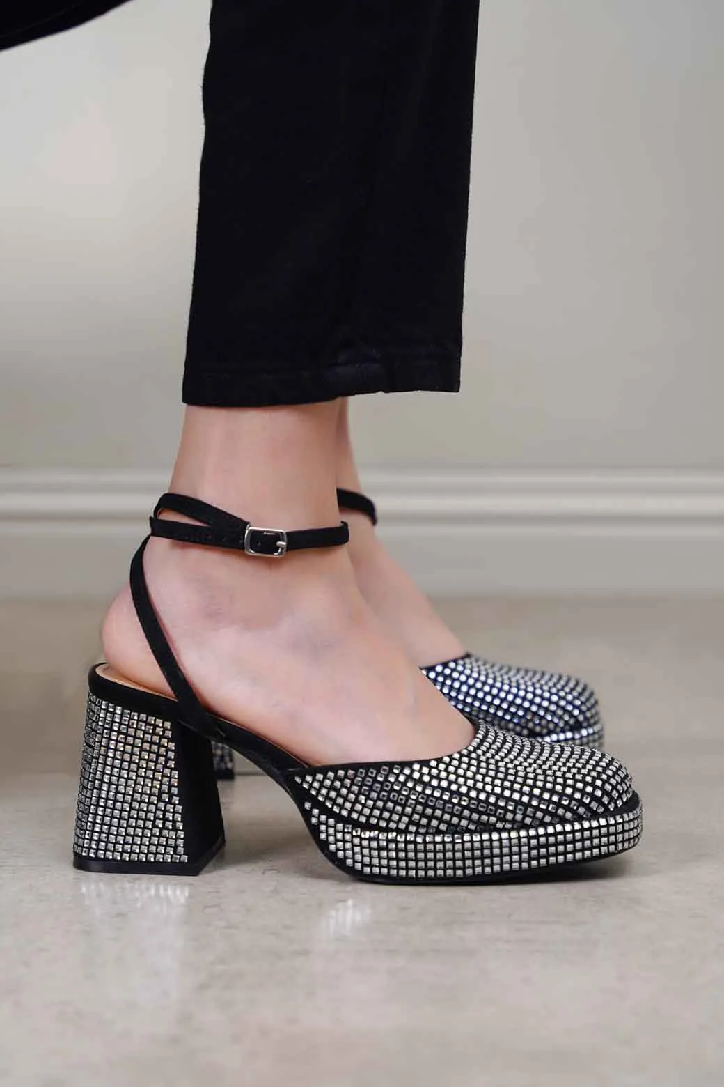 CRYSTAL STUDDED PLATFORMS