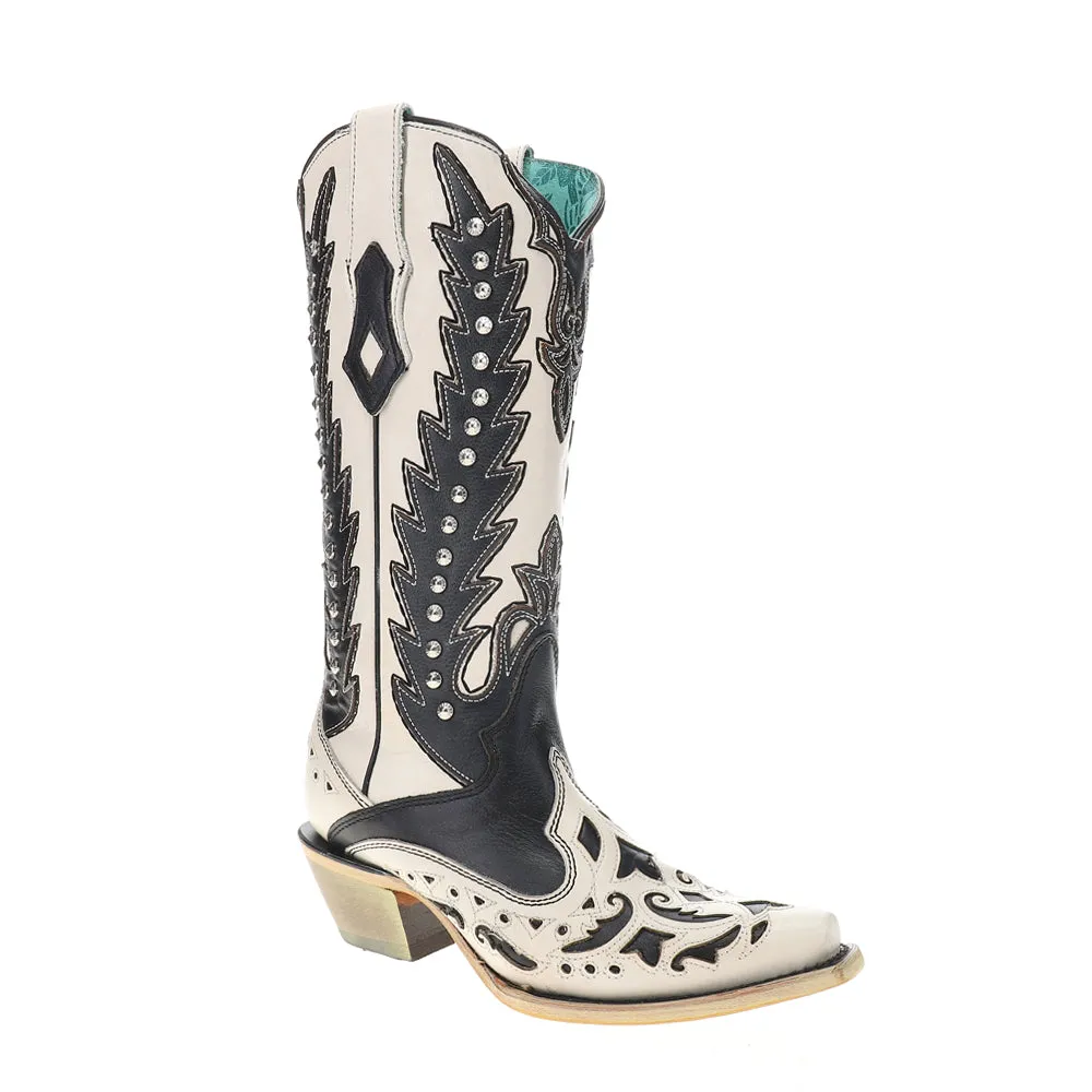 Embroidered Studded Overlay Snip Toe Cowboy Boots