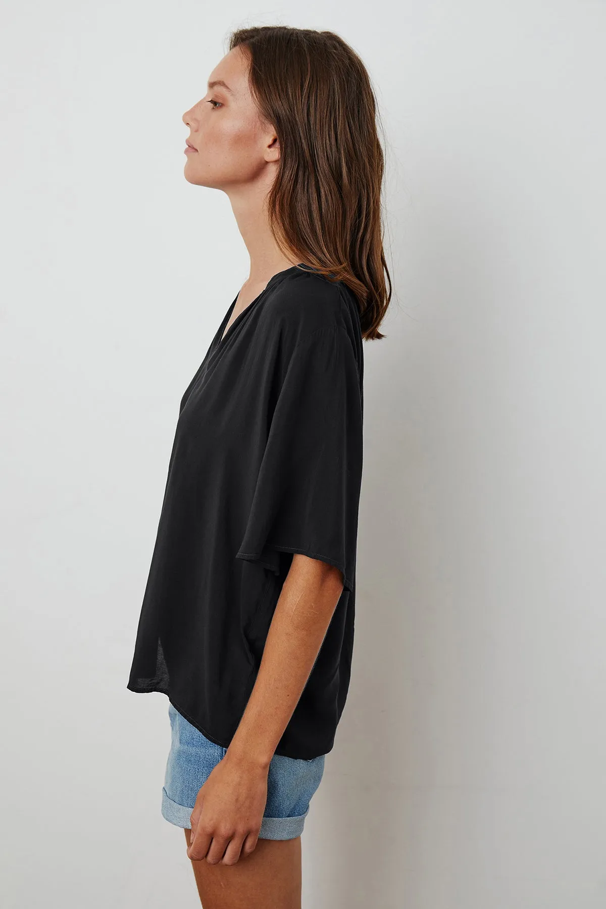 JAYCEE SPLIT NECK BLOUSE