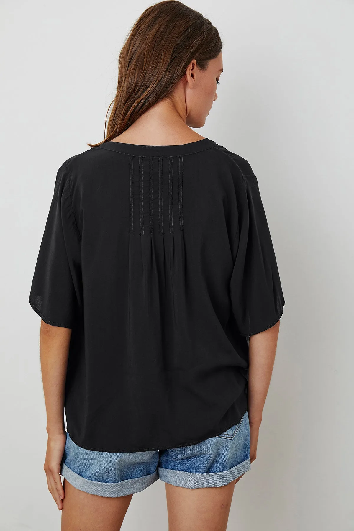 JAYCEE SPLIT NECK BLOUSE