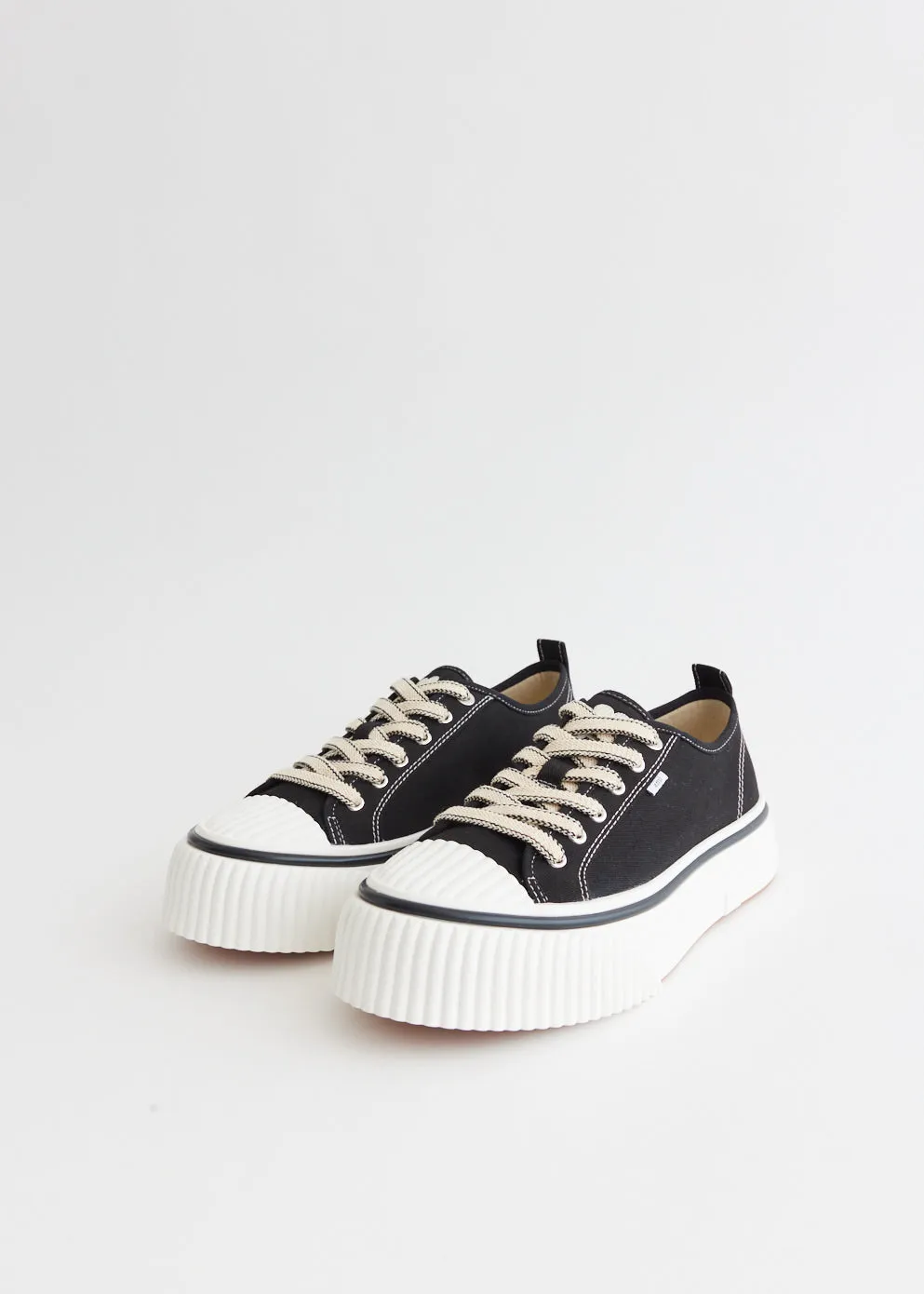 Low Top Ami Sneakers