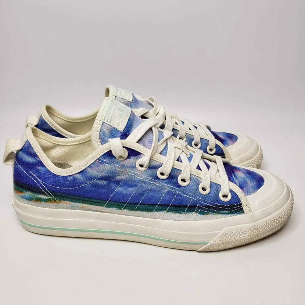 Men's Beach Scene Shoes,White/Blue