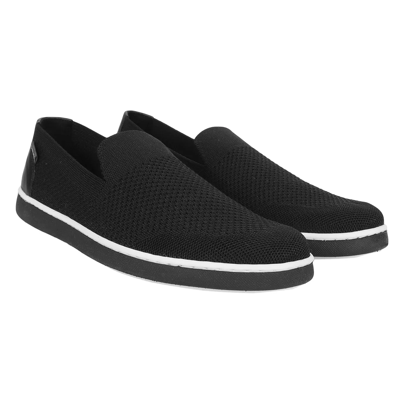 Men's Black Solid Slip-on Sneaker