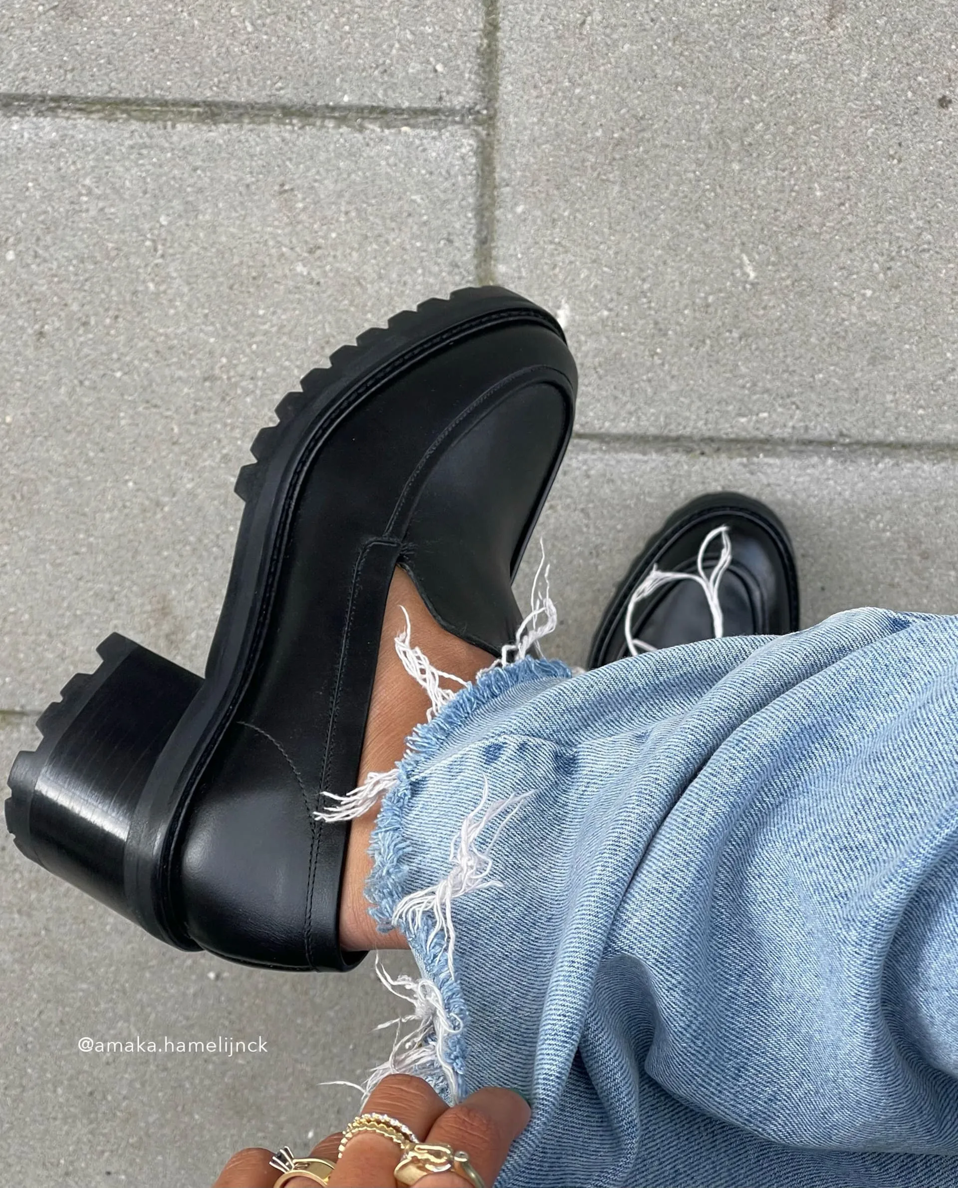 Saga Black Leather Heeled Loafers