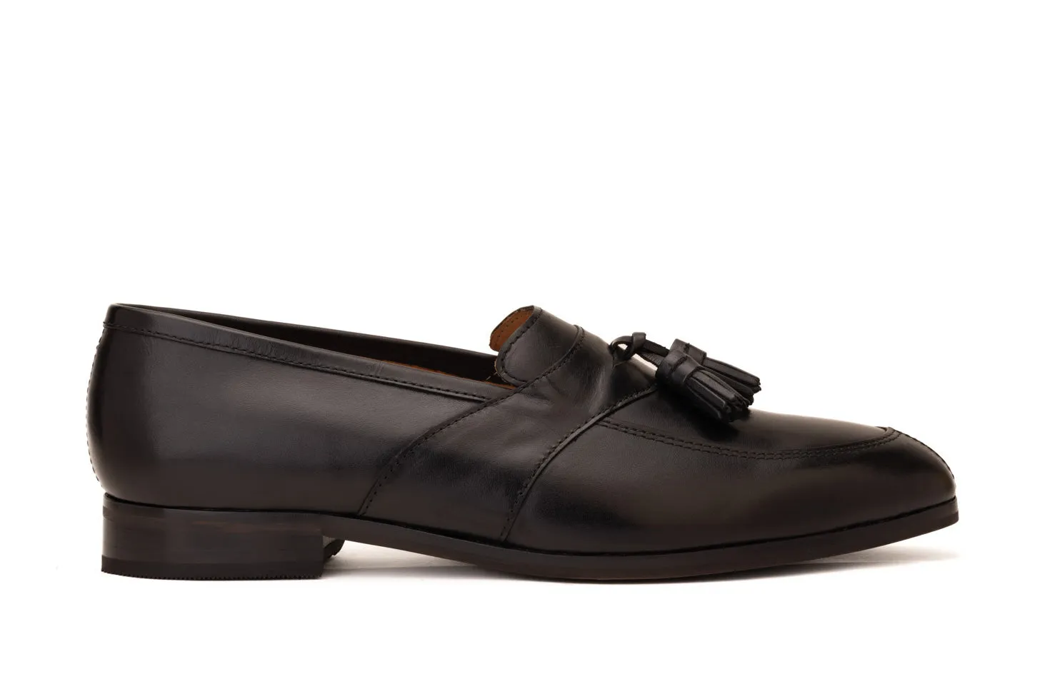 Split Toe Apron Tassel Loafer