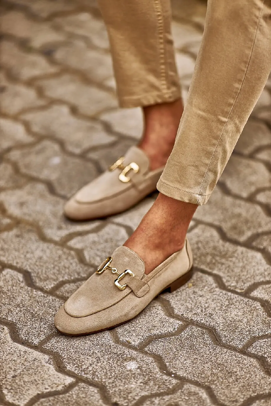 Suede Beige Hazel Loafer