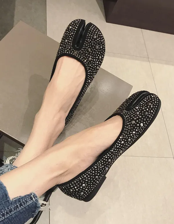 Suede Diamond Split Toe Spring Shoes