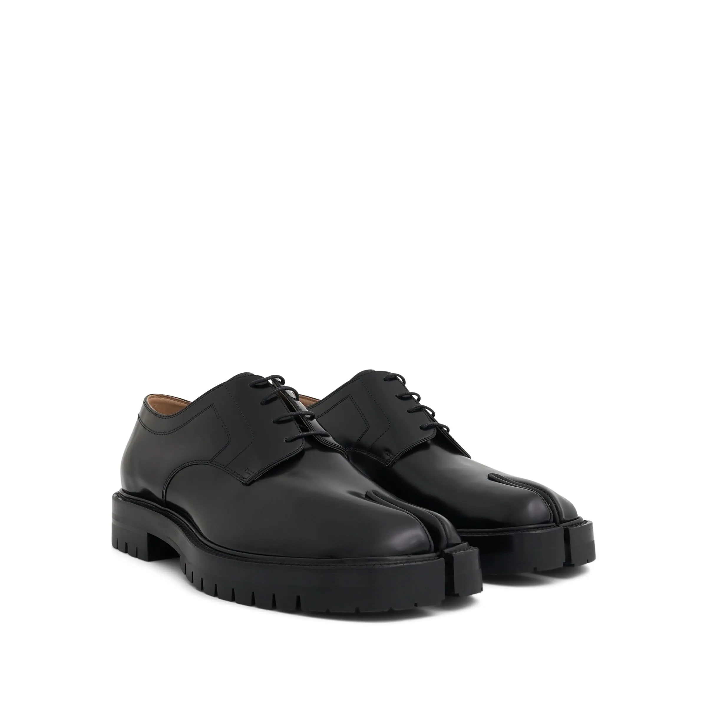 Tabi Lace-Ups Chunky Sole in Black