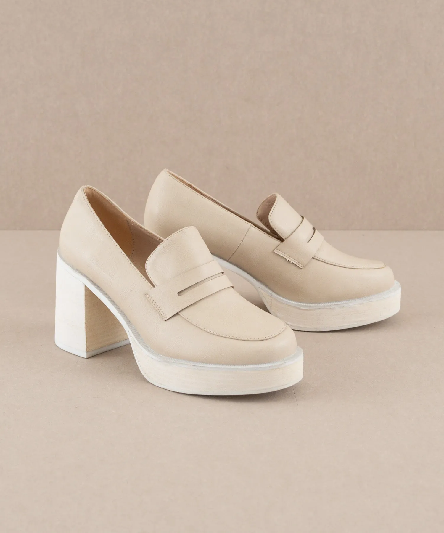 The Hannah - Beige Platform Penny Loafers