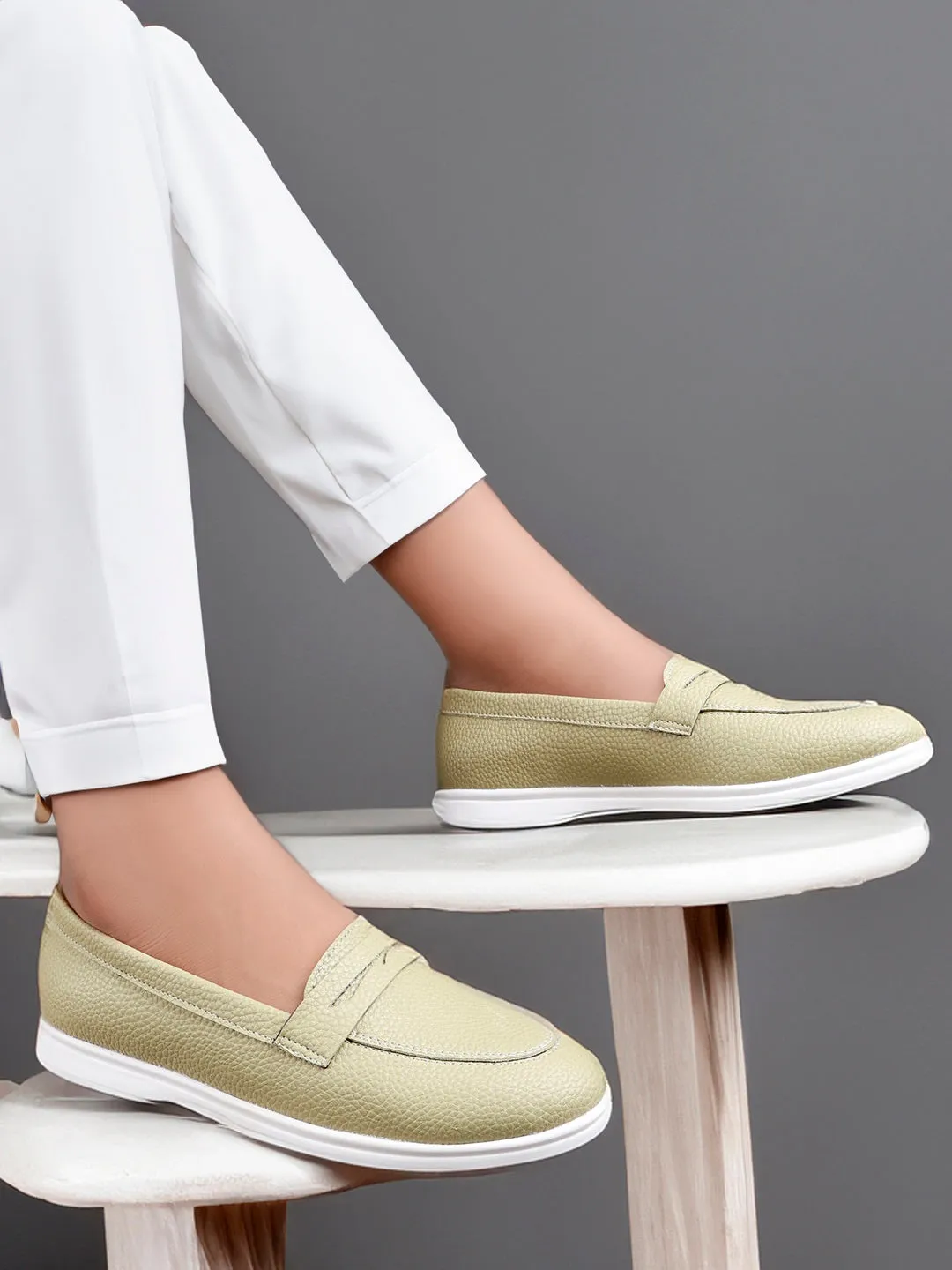 Unique Look Fashionable Loafers for Ladies