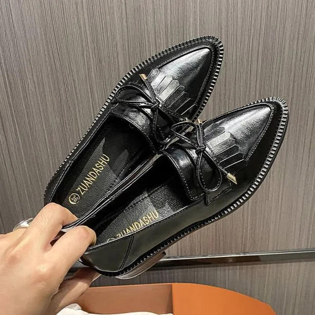 Women‘s Retro Pointed Shoes Thick Bottom Loafers